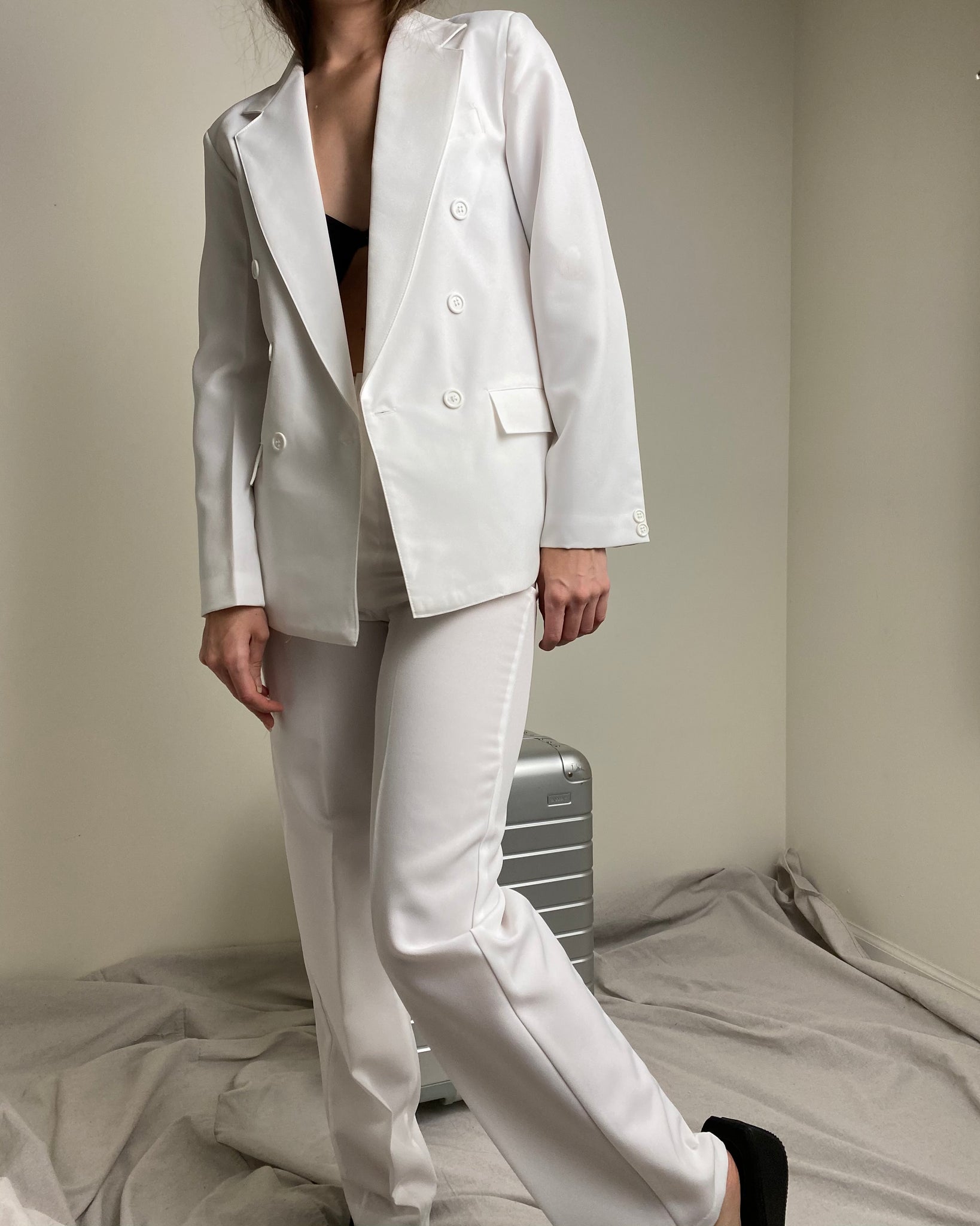 White Men Suit 2 Pieces Gentle Business Blazer Black Pants One Button  Wedding Groom Formal Work Wear Party Causal Tailored - AliExpress